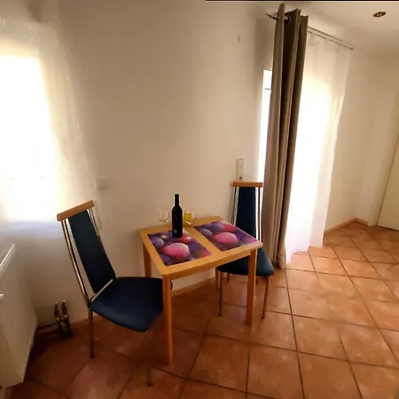 公寓 Weinhaus Helbig